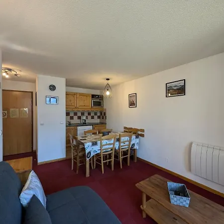 Le Balcon Des Ecrins Apartment *